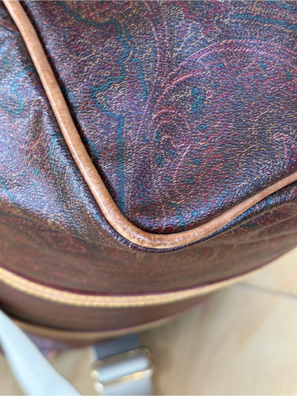 Etro Brown Paisley Travel Duffel with Tan Leather Trim 20" - Etro Weekender Bag! - Picture 11 of 15